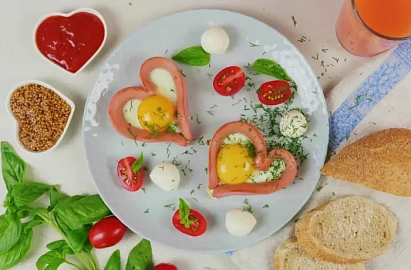 Яичница с баварскими сосисками